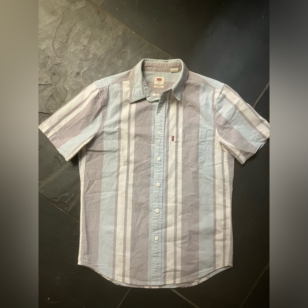 Levi’s Men’s Sz Sm Light Blue, Grey and White button-down shirt, 100% cotton